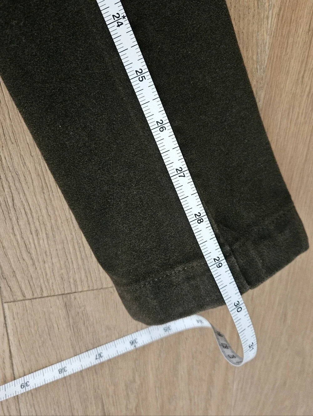 Brushed Moleskin Olive Cargo Pants. Waist Size 31.